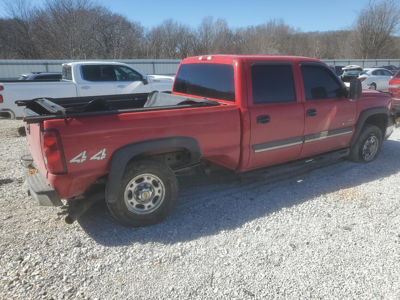 2006 Chevrolet Silverado - Image 3