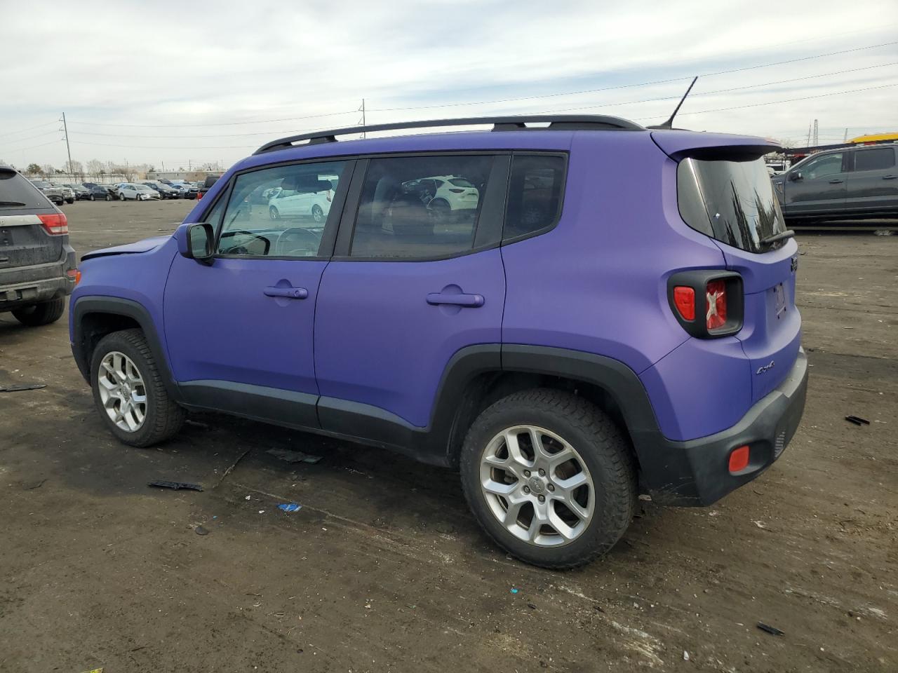 2016 Jeep Renegade - Image 2