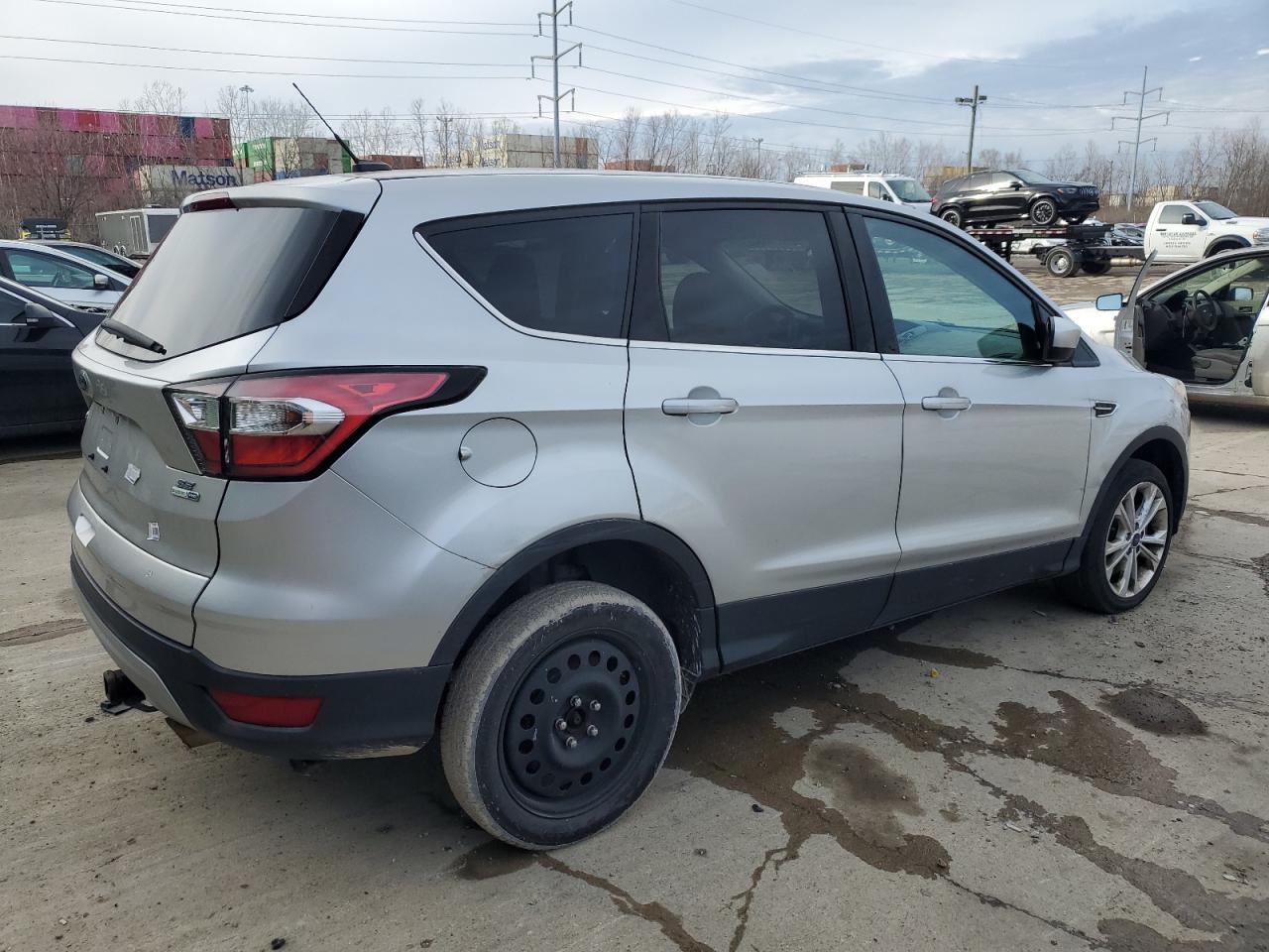 2017 Ford Escape - Image 3