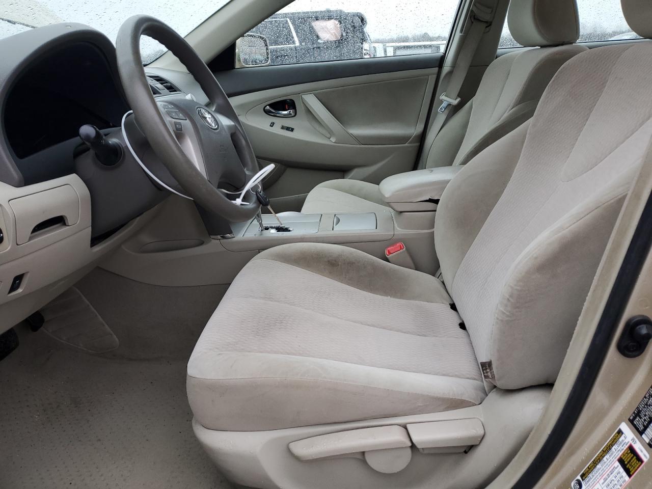 2011 Toyota Camry - Image 7