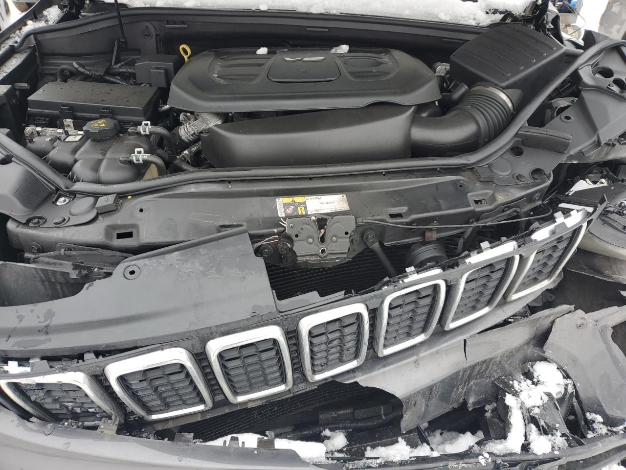 2017 Jeep Grand Cherokee - Image 12