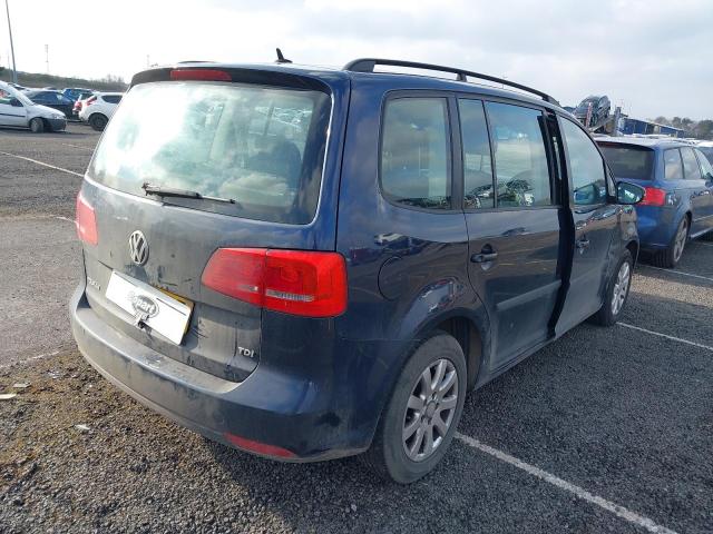 2010 VOLKSWAGEN TOURAN S T