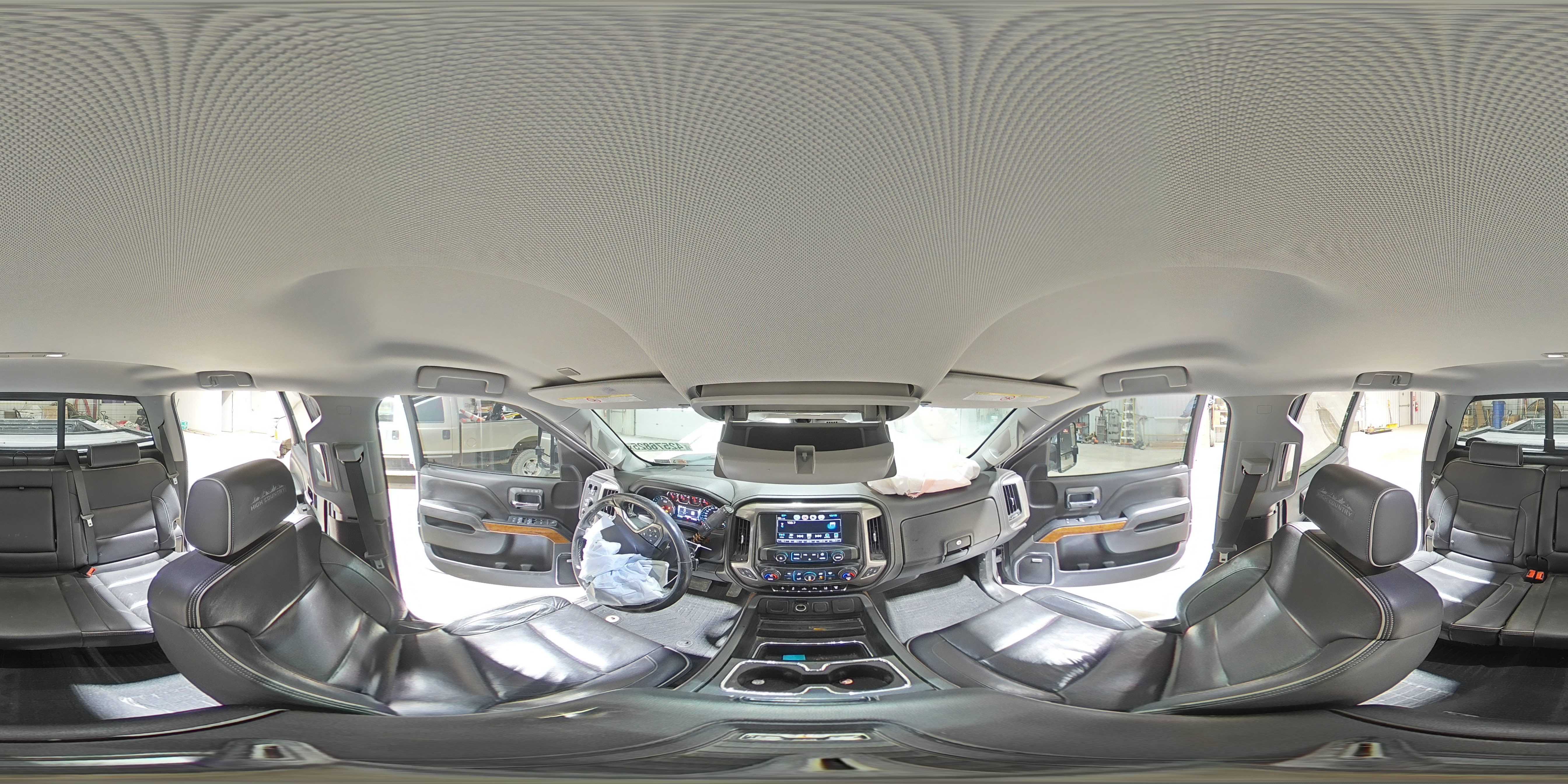 2019 Chevrolet Silverado - Image 13