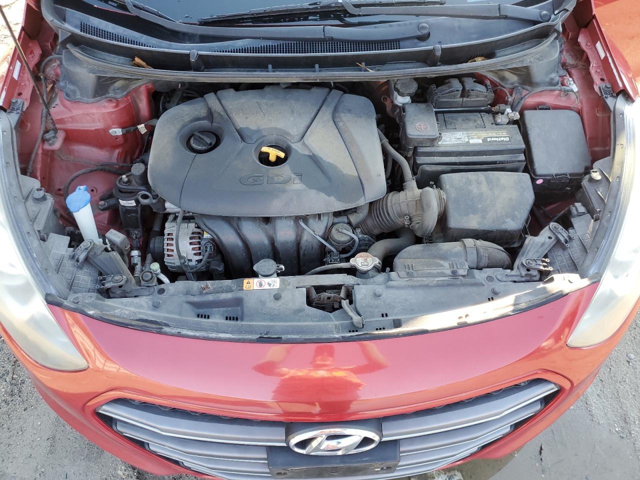 2017 Hyundai Elantra - Image 11