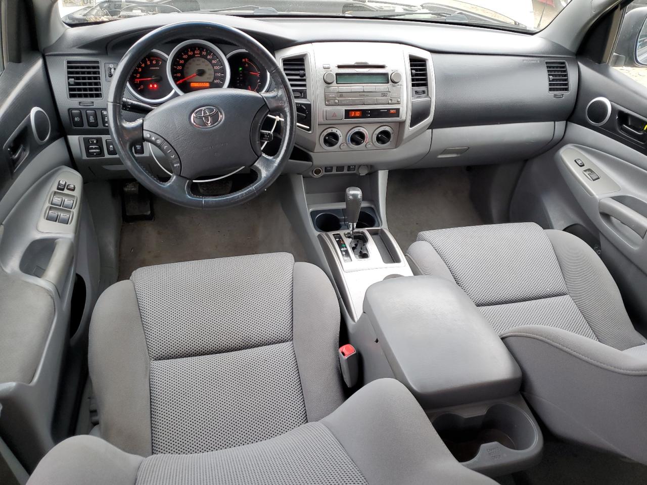 2010 Toyota Tacoma - Image 8