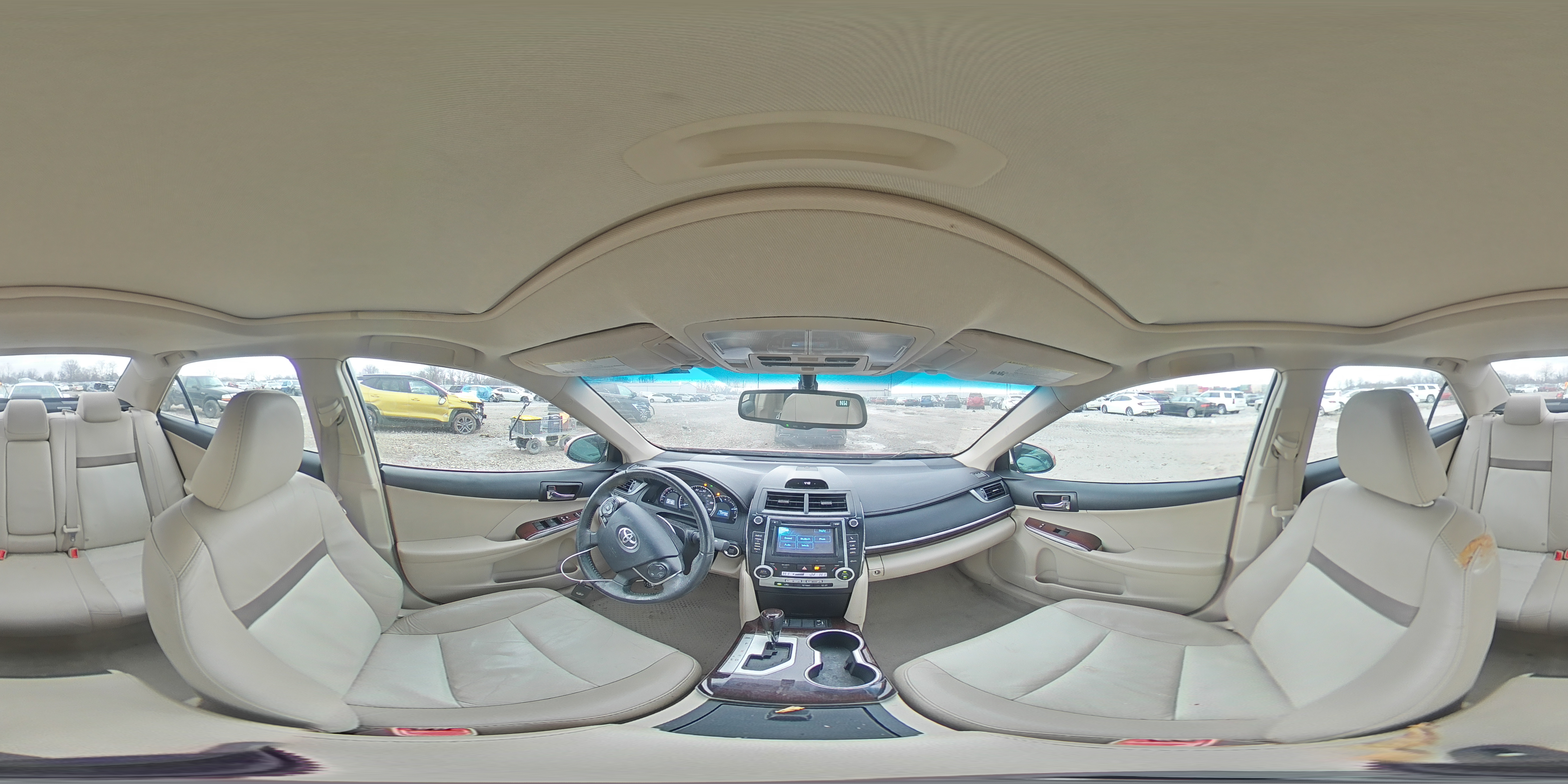 2012 Toyota Camry - Image 13