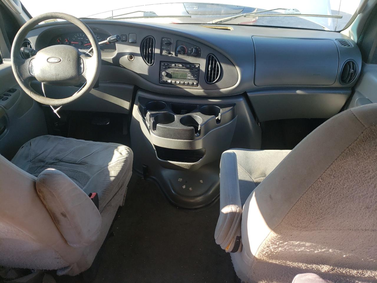 2006 Ford Econoline - Image 8