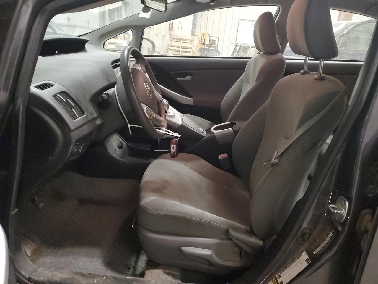 2013 Toyota Prius - Image 7
