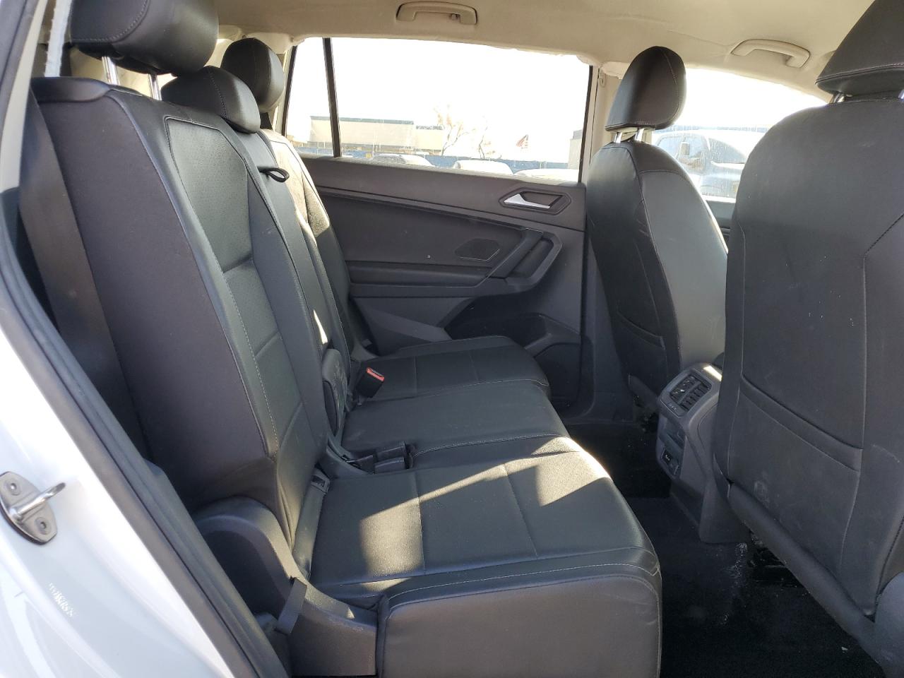 2019 Volkswagen Tiguan - Image 12