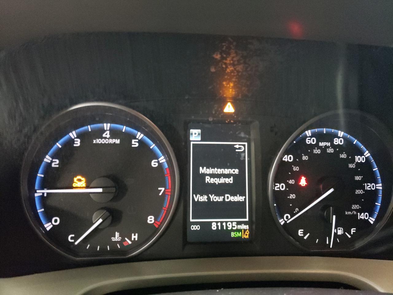 2017 Toyota RAV 4 - Image 9