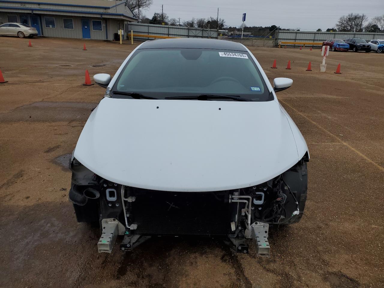 2016 Chrysler 200 - Image 5