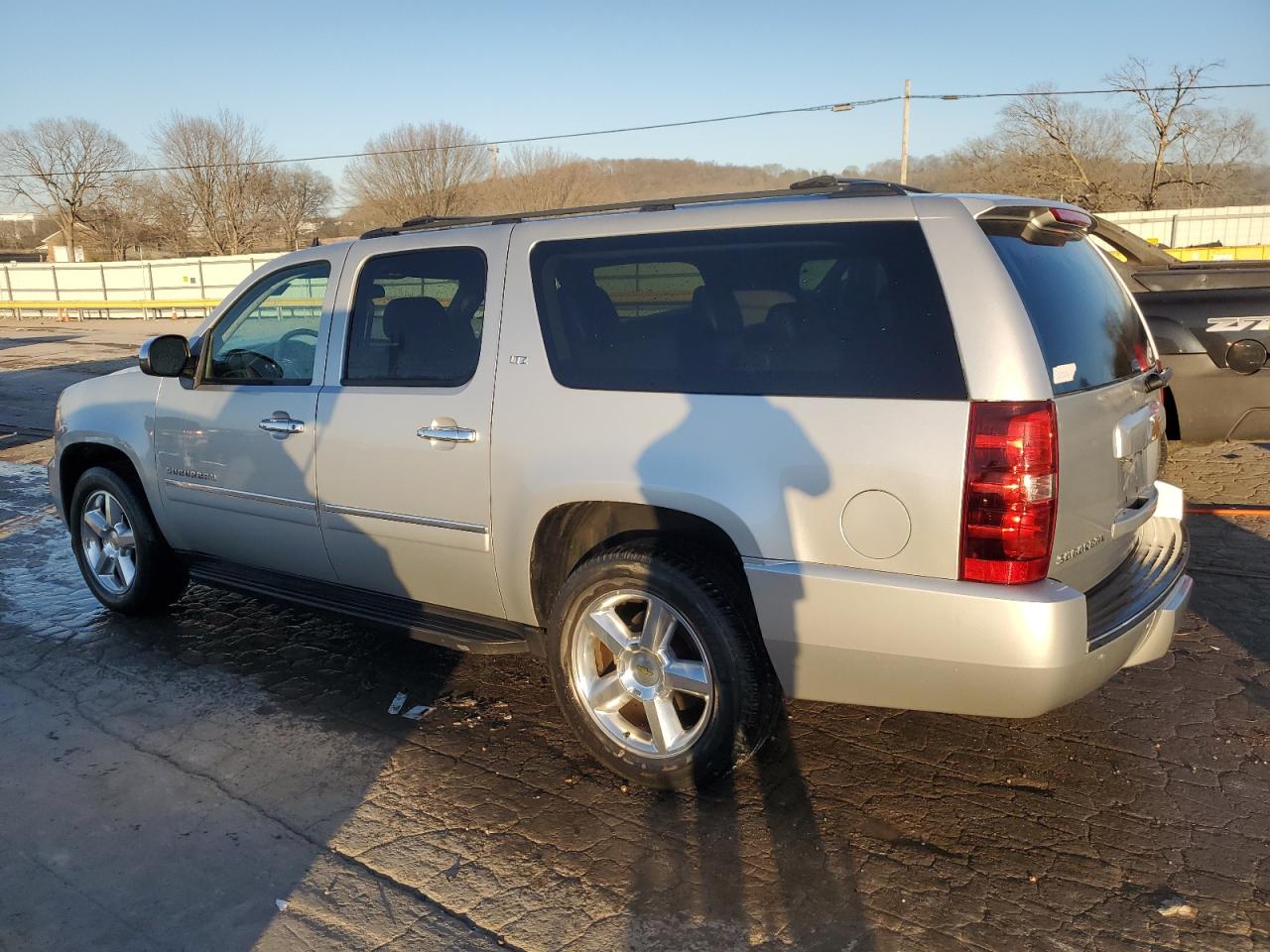 2013 Chevrolet Suburban - Image 2