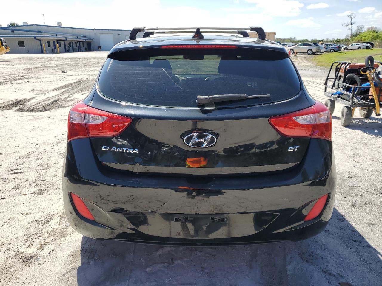 2013 Hyundai Elantra - Image 6