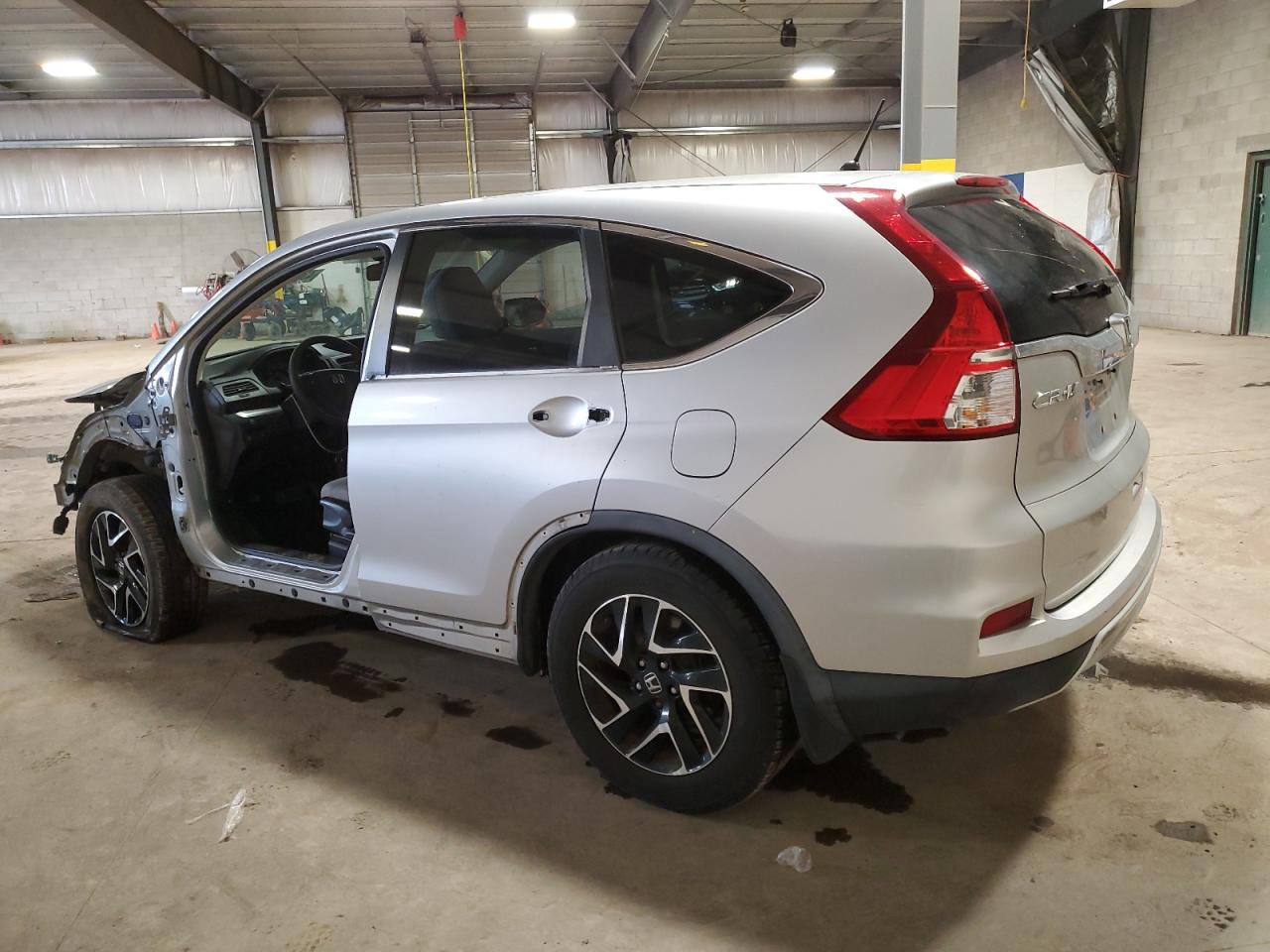 2016 Honda CR-V - Image 2
