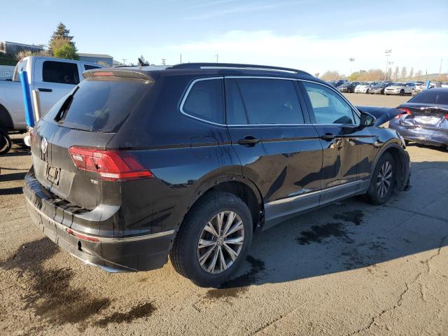  VOLKSWAGEN TIGUAN 2018 Черный