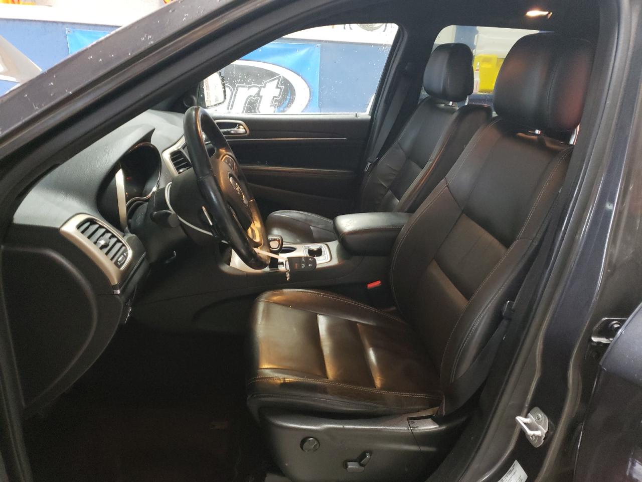 2015 Jeep Grand Cherokee - Image 7