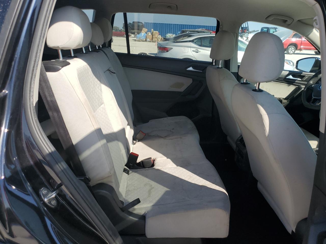 2019 Volkswagen Tiguan - Image 11