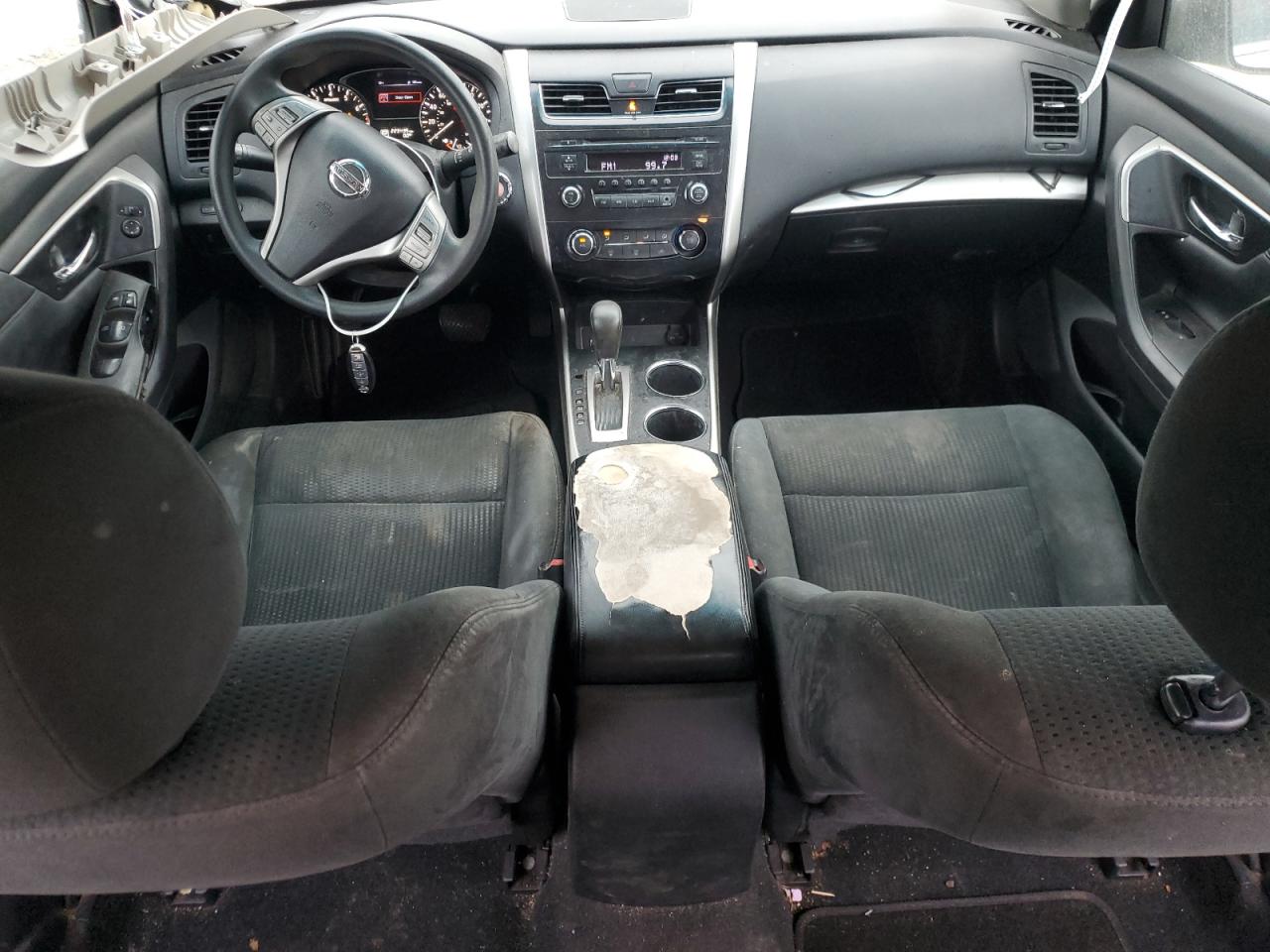 2015 Nissan Altima - Image 8
