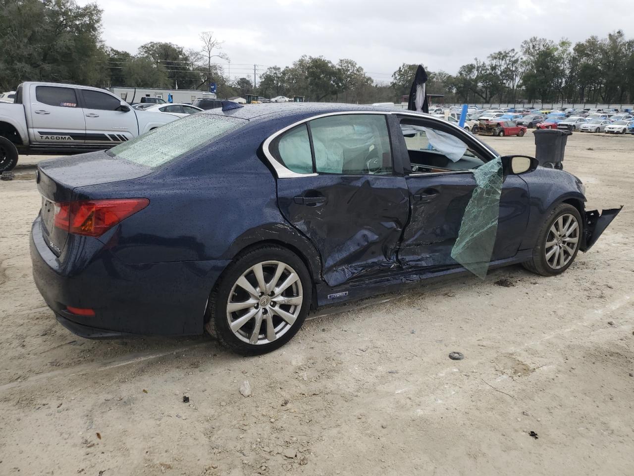 2015 Lexus GS - Image 3