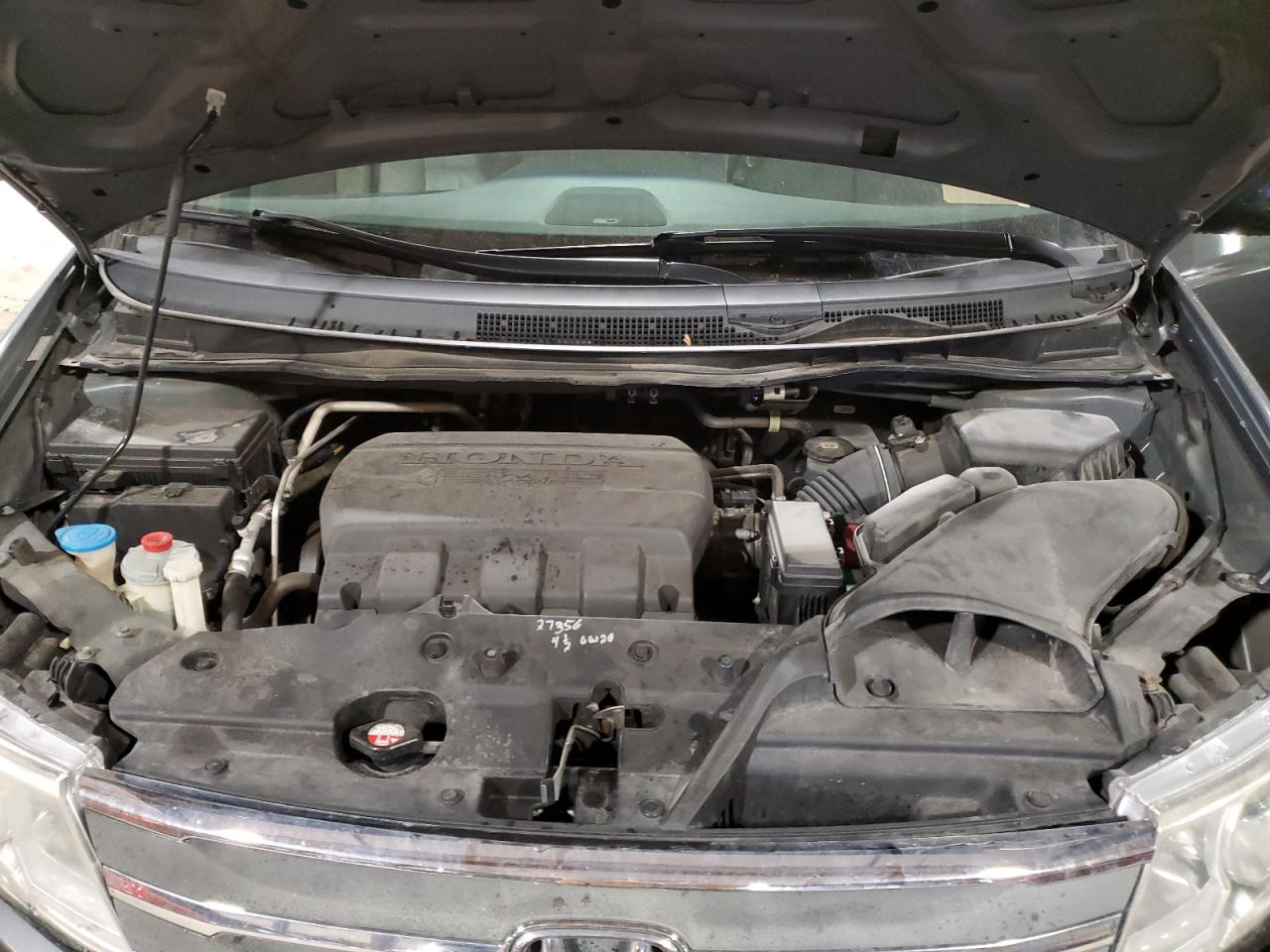 2011 Honda Odyssey - Image 13