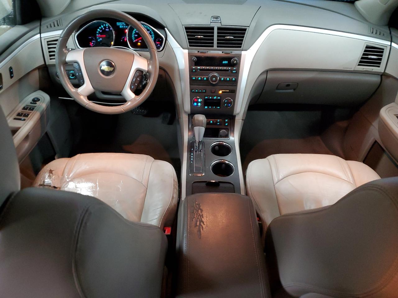2011 Chevrolet Traverse - Image 8