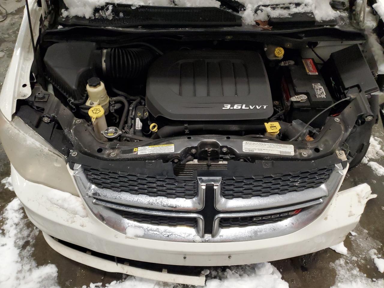 2012 Dodge Caravan - Image 12
