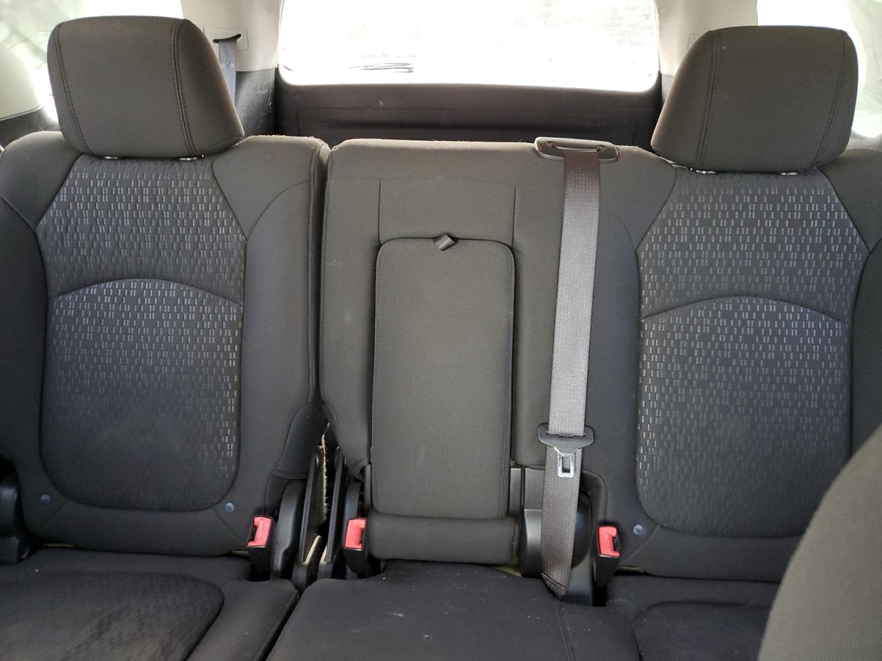 2010 GMC Acadia - Image 10