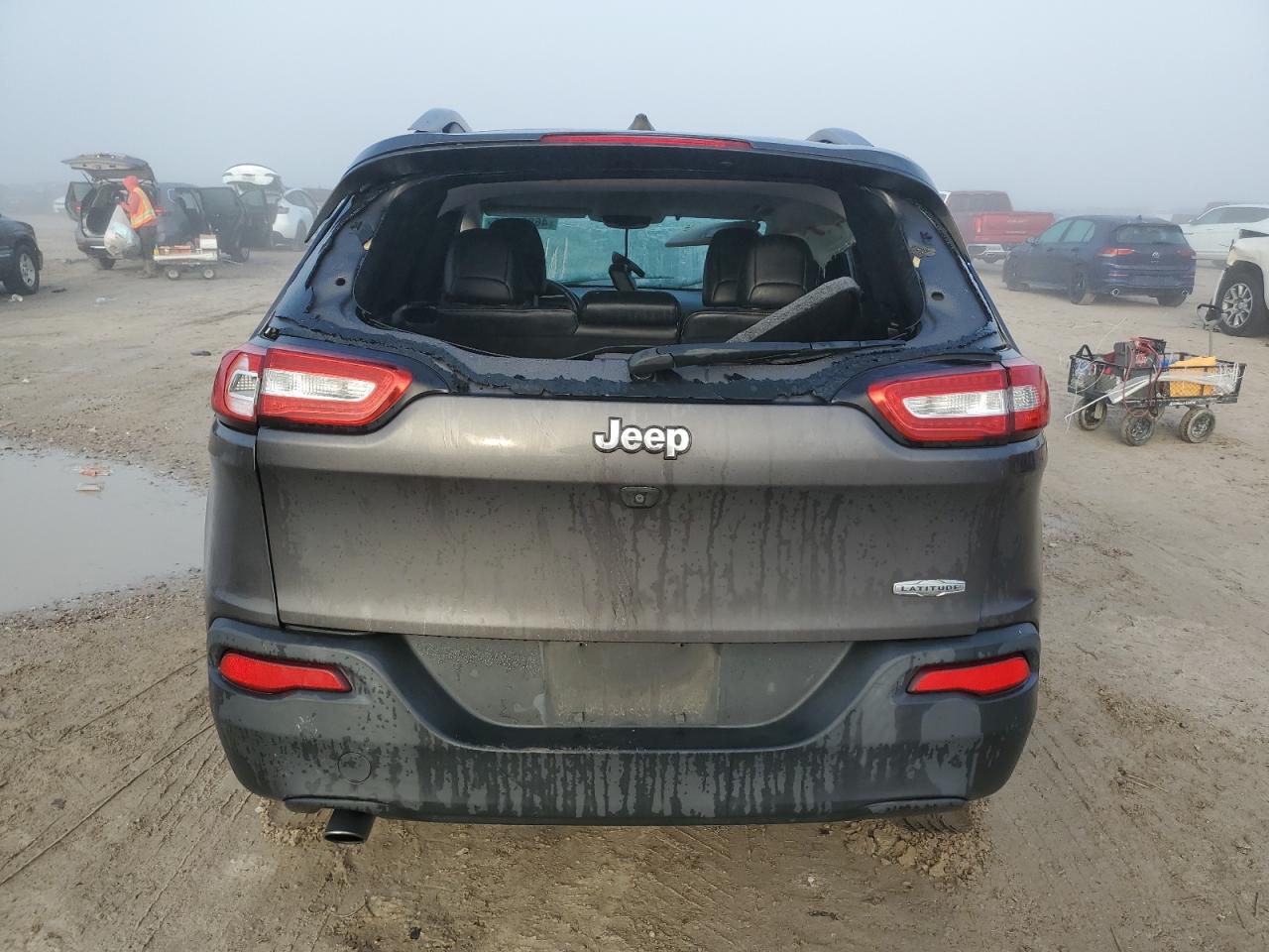 2018 Jeep Grand Cherokee - Image 6