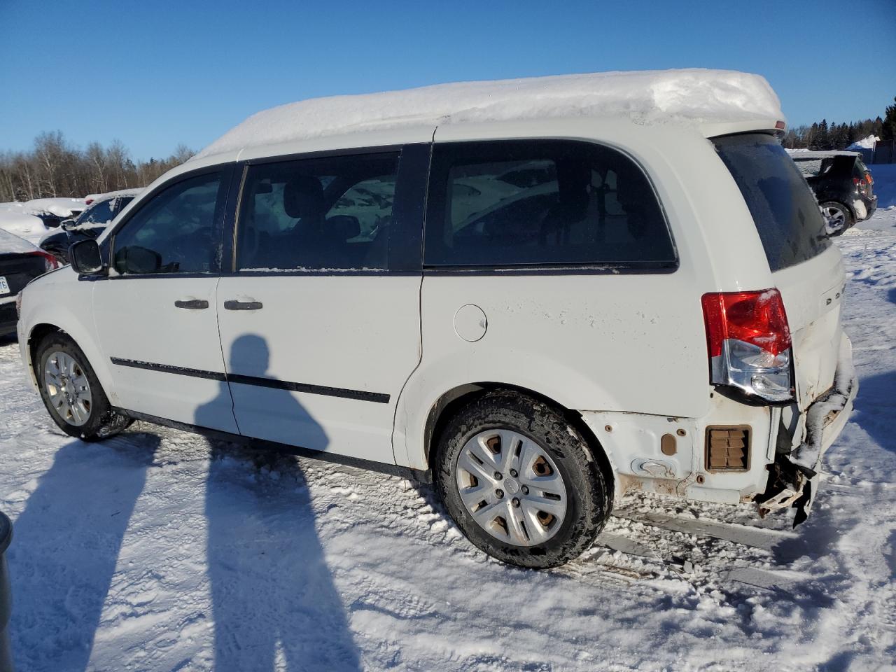 2016 Dodge Caravan - Image 2