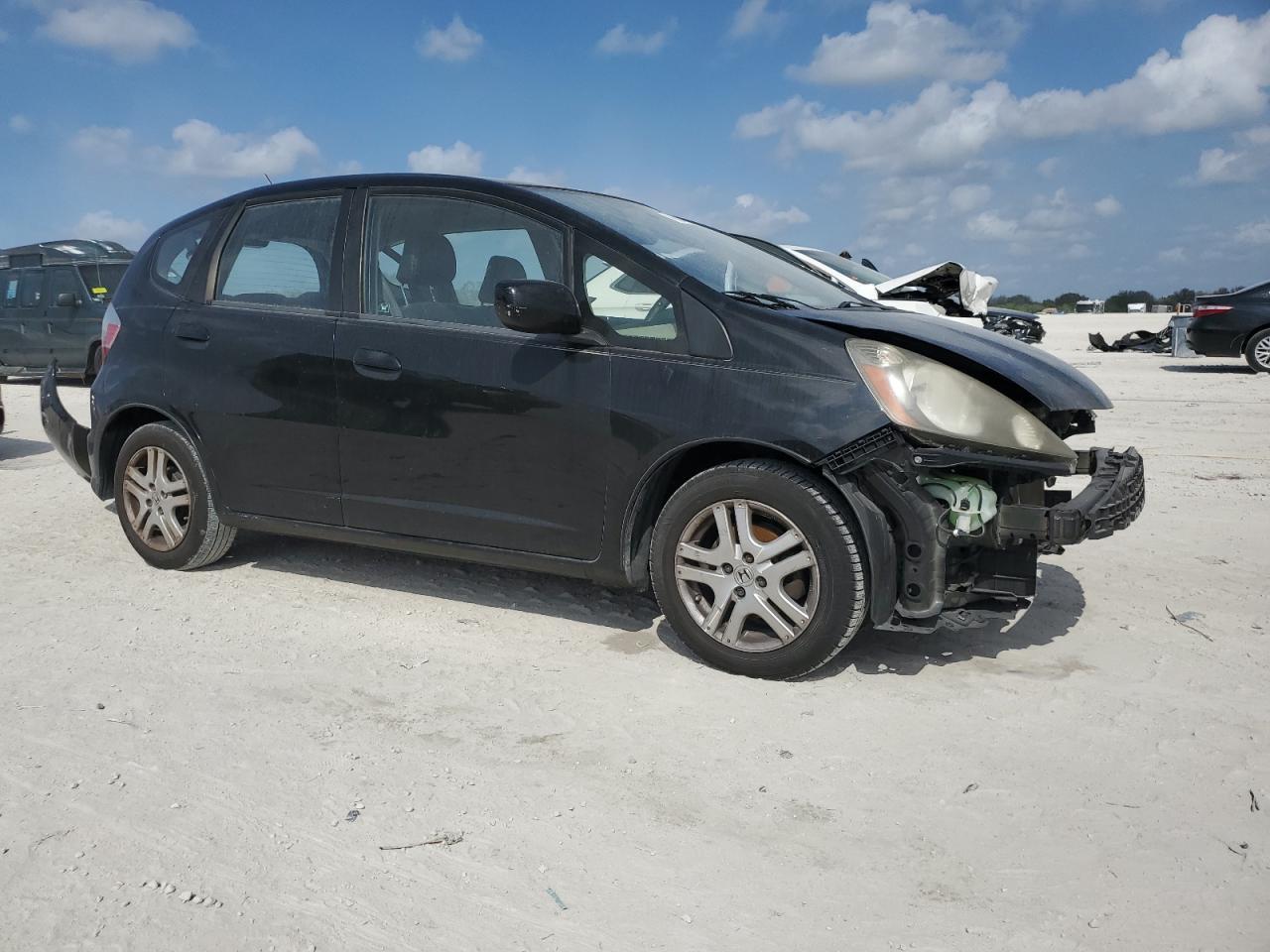 2013 Honda Fit - Image 4