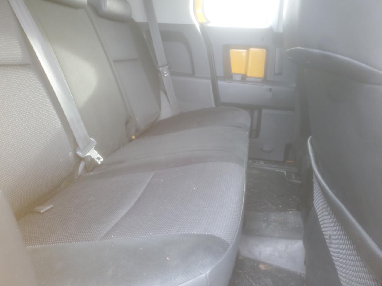 2008 Toyota FJ Cruiser - Image 12
