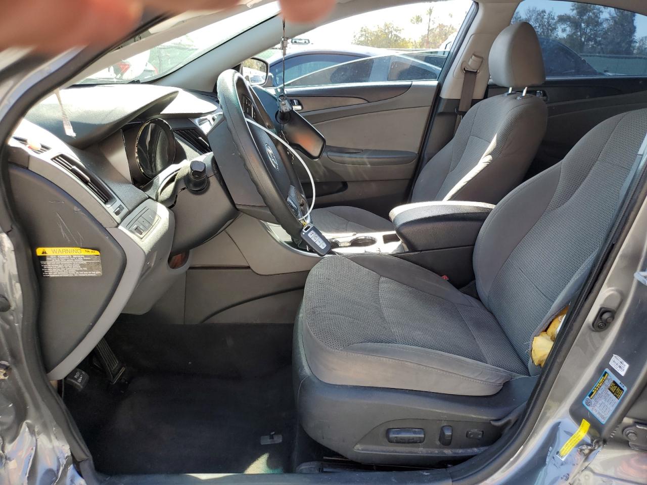 2013 Hyundai Sonata - Image 7