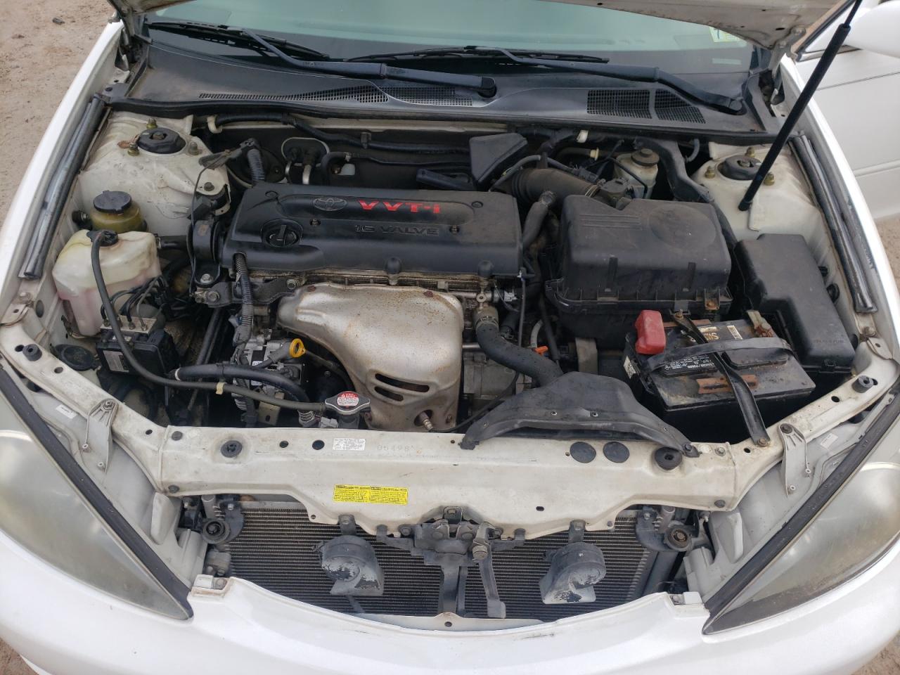 2004 Toyota Camry - Image 12