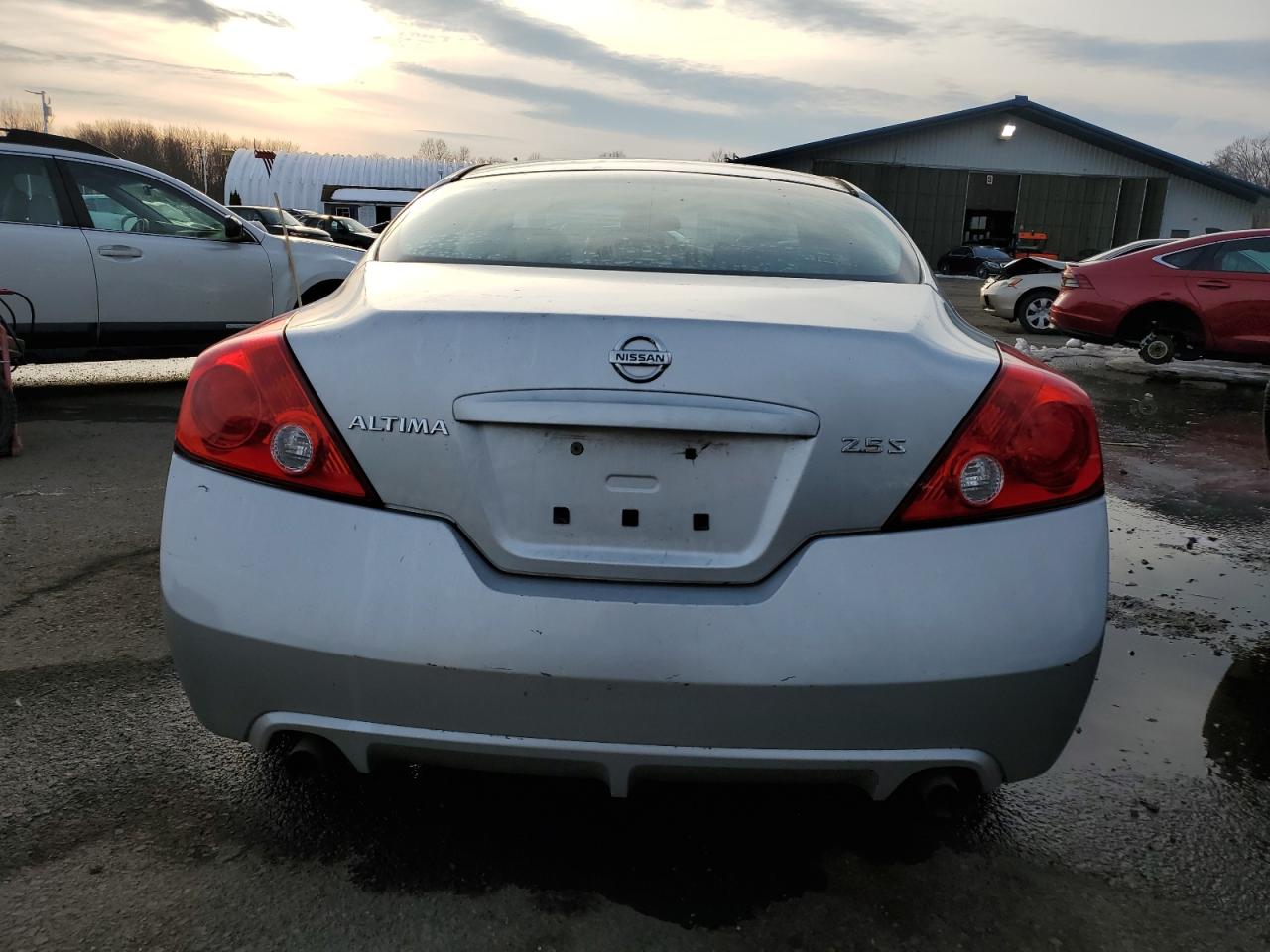 2012 Nissan Altima - Image 6