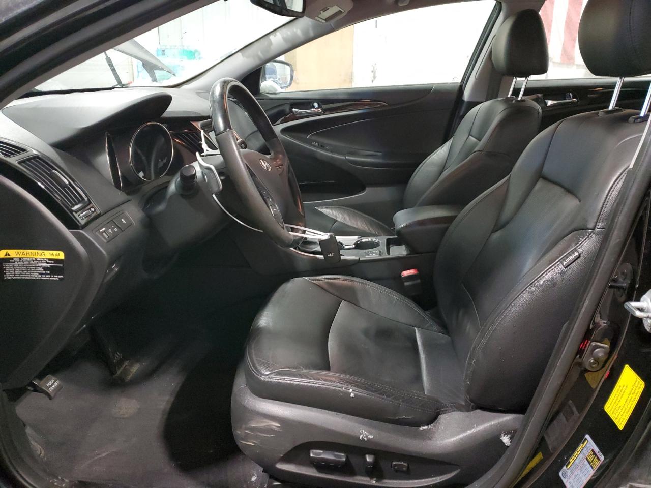 2013 Hyundai Sonata - Image 7
