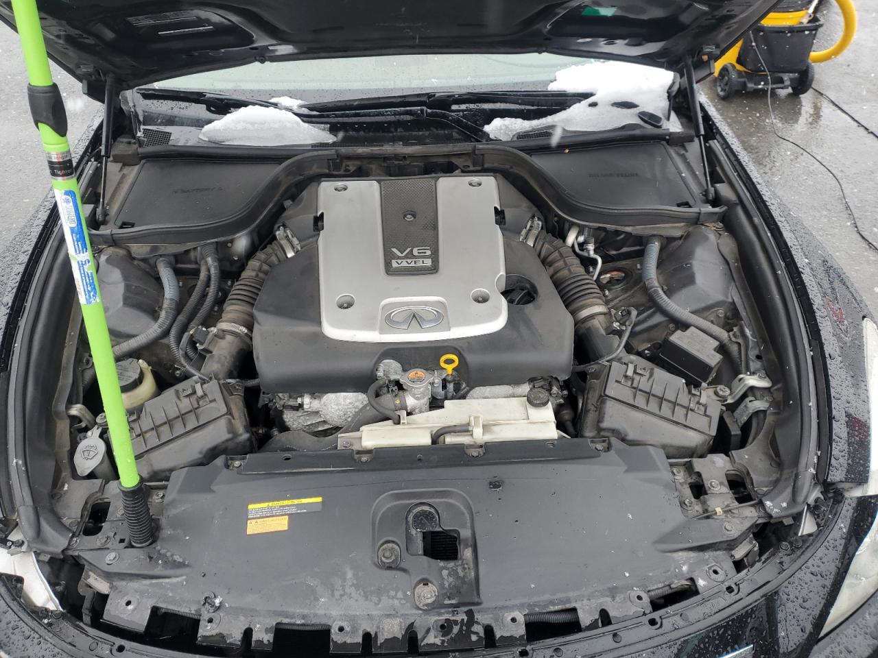 2012 Infiniti G - Image 11