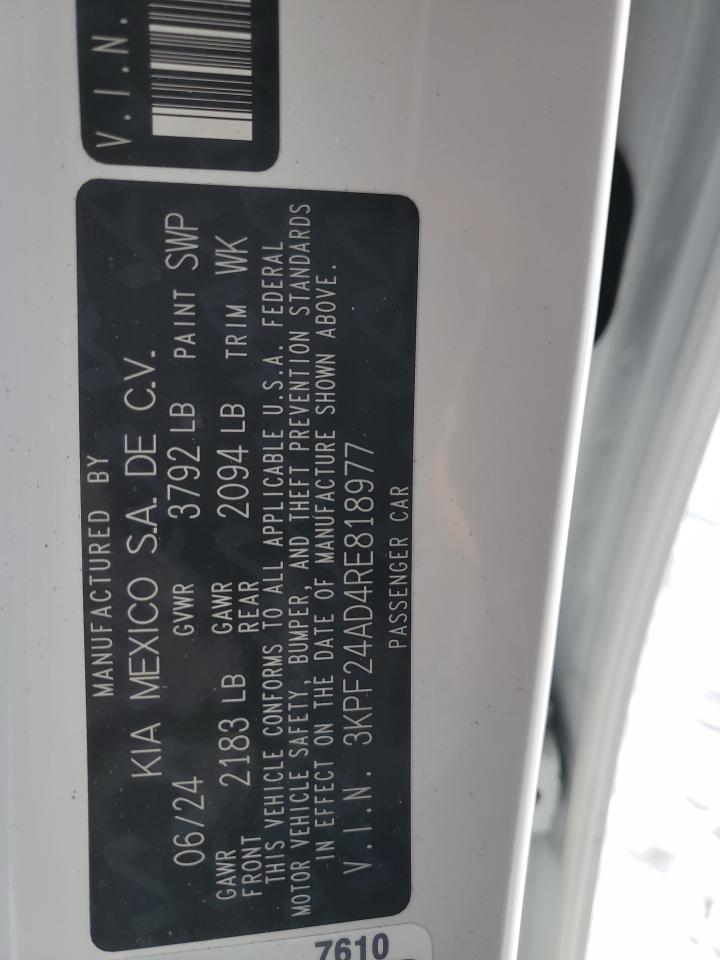 2024 Kia Forte - Image 13