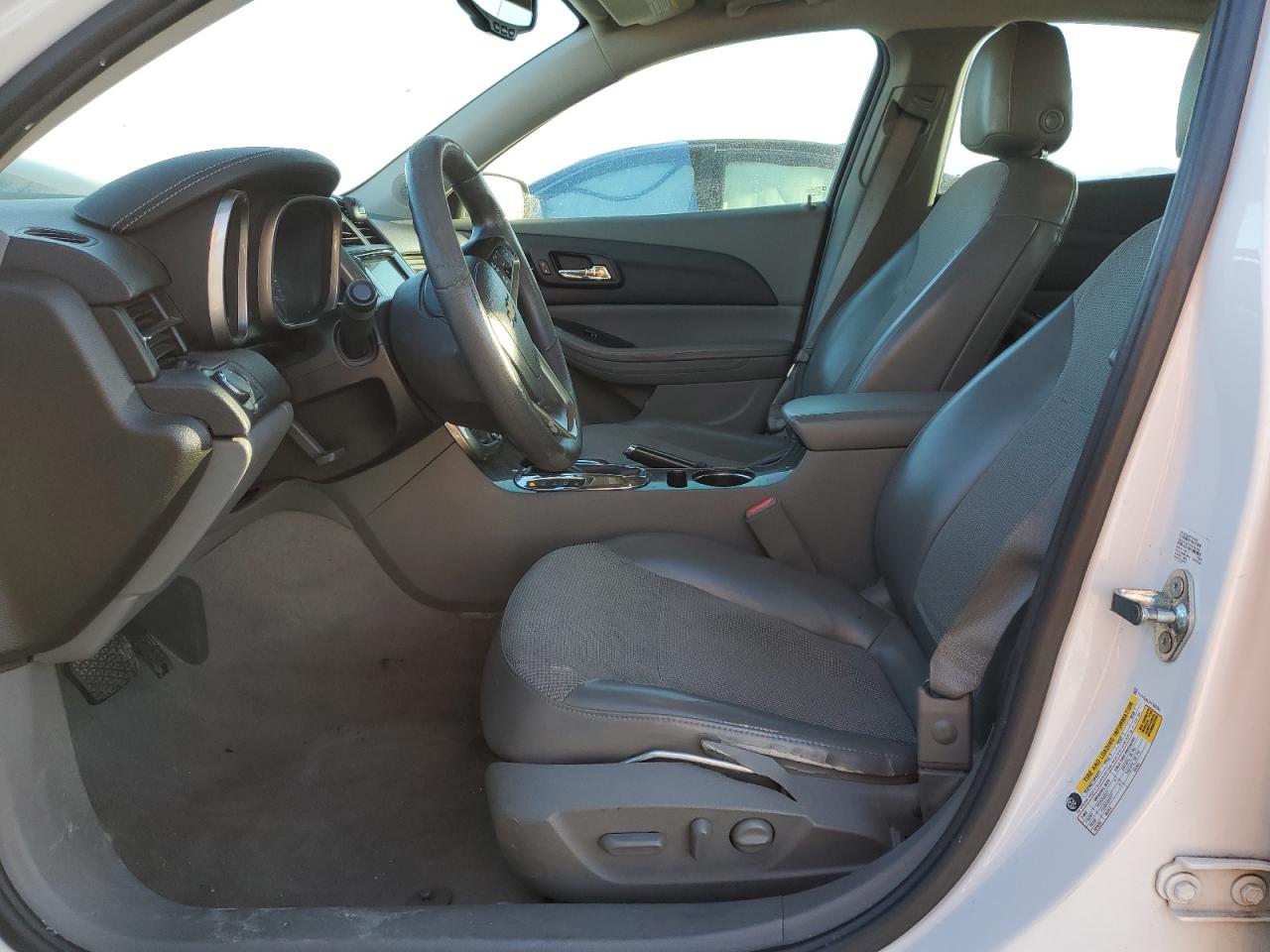 2015 Chevrolet Malibu - Image 7