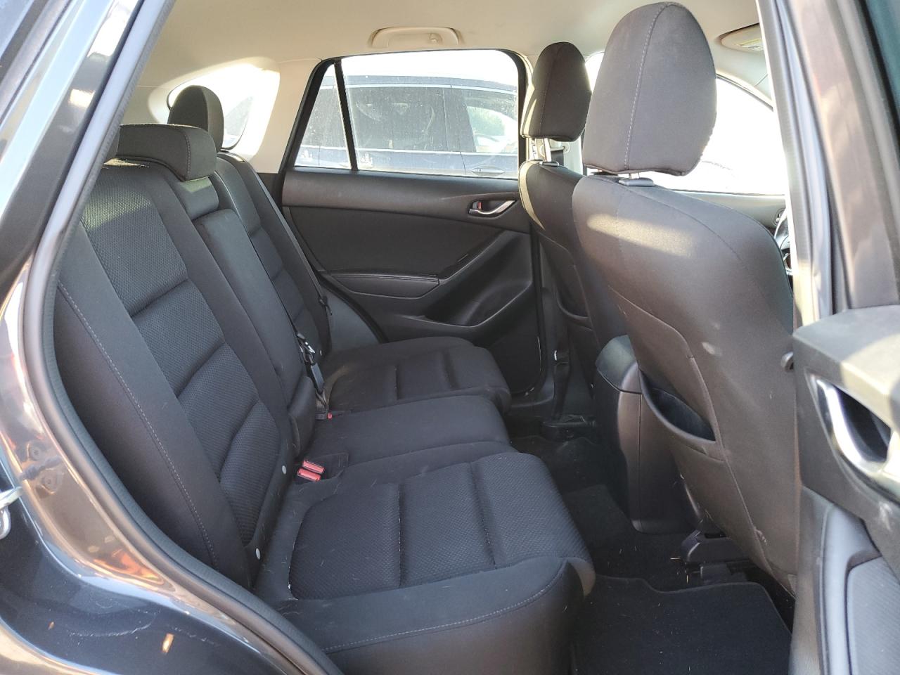 2016 Mazda CX-5 - Image 11