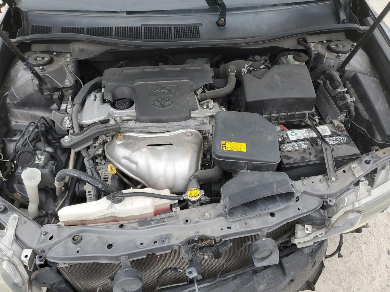 2012 Toyota Camry - Image 11