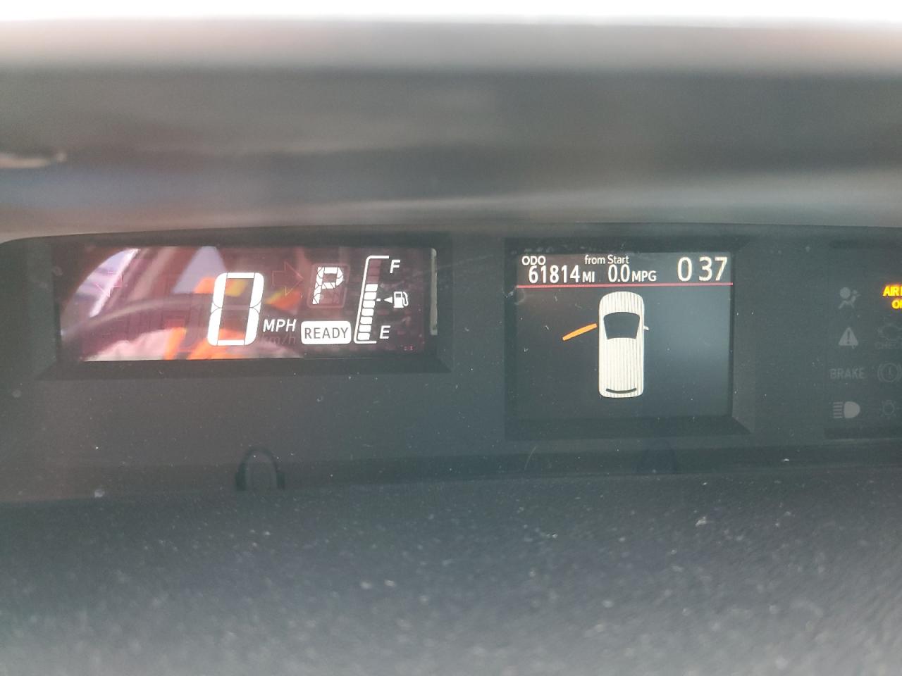 2015 Toyota Prius - Image 9