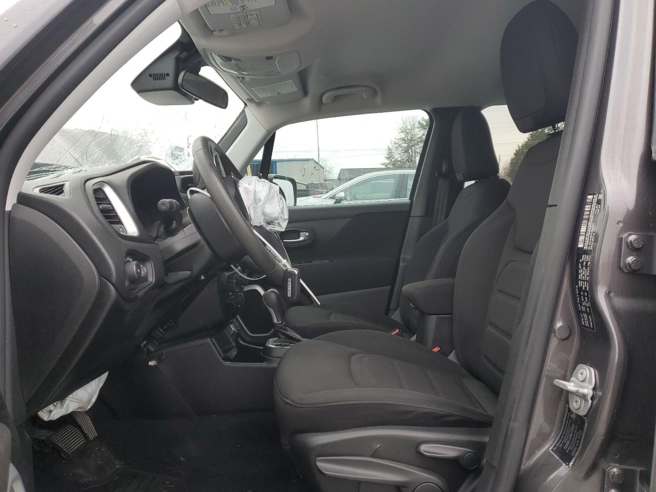 2020 Jeep Renegade - Image 7