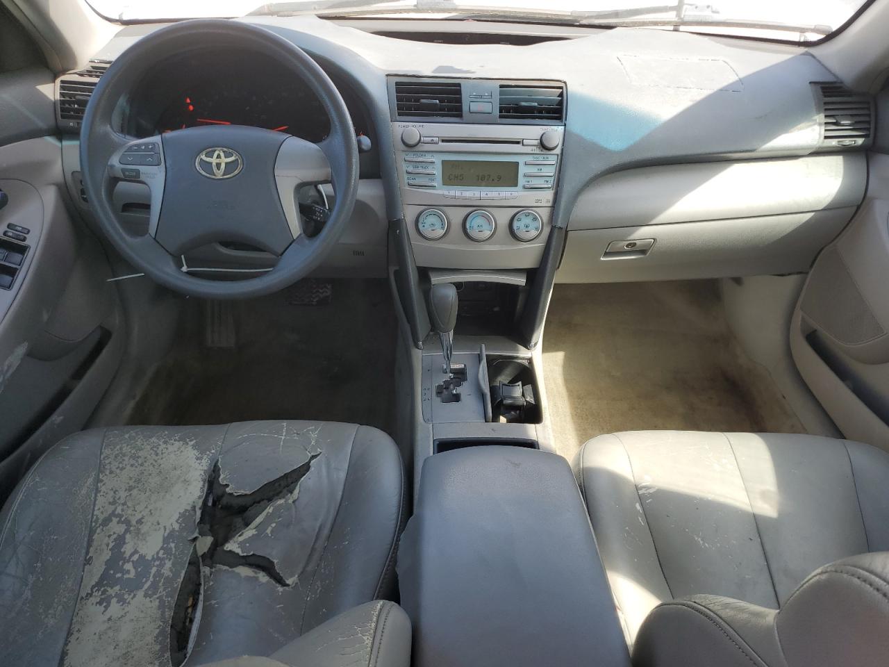 2009 Toyota Camry - Image 8