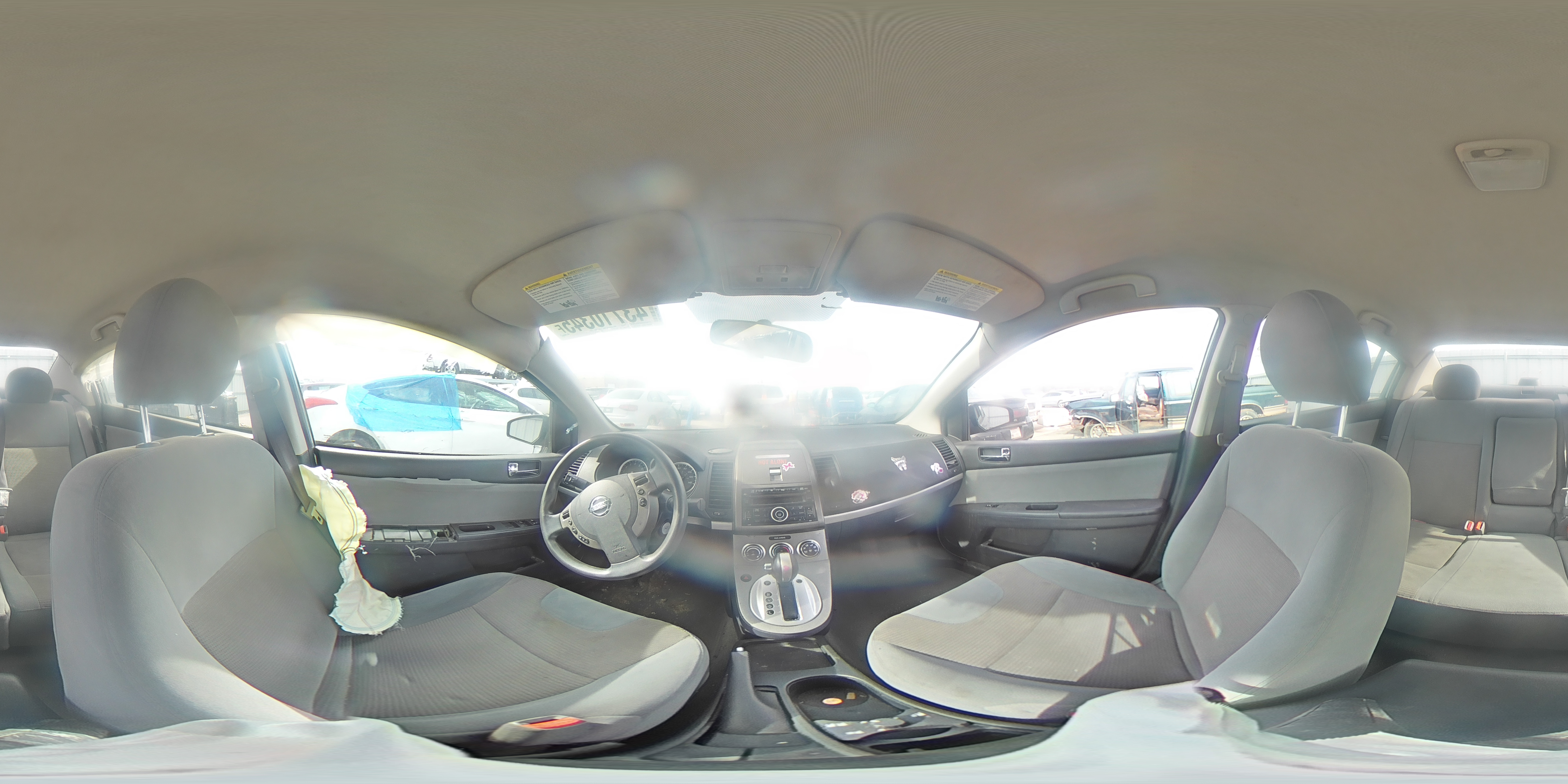 2010 Nissan Sentra - Image 13