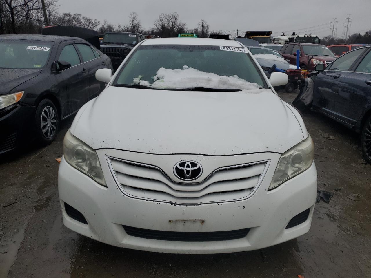 2011 Toyota Camry - Image 5