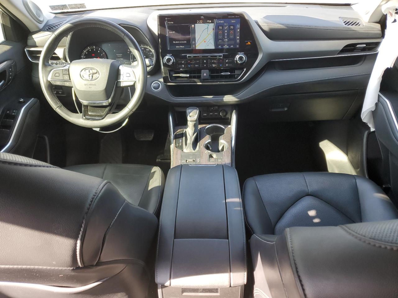 2021 Toyota Highlander - Image 8