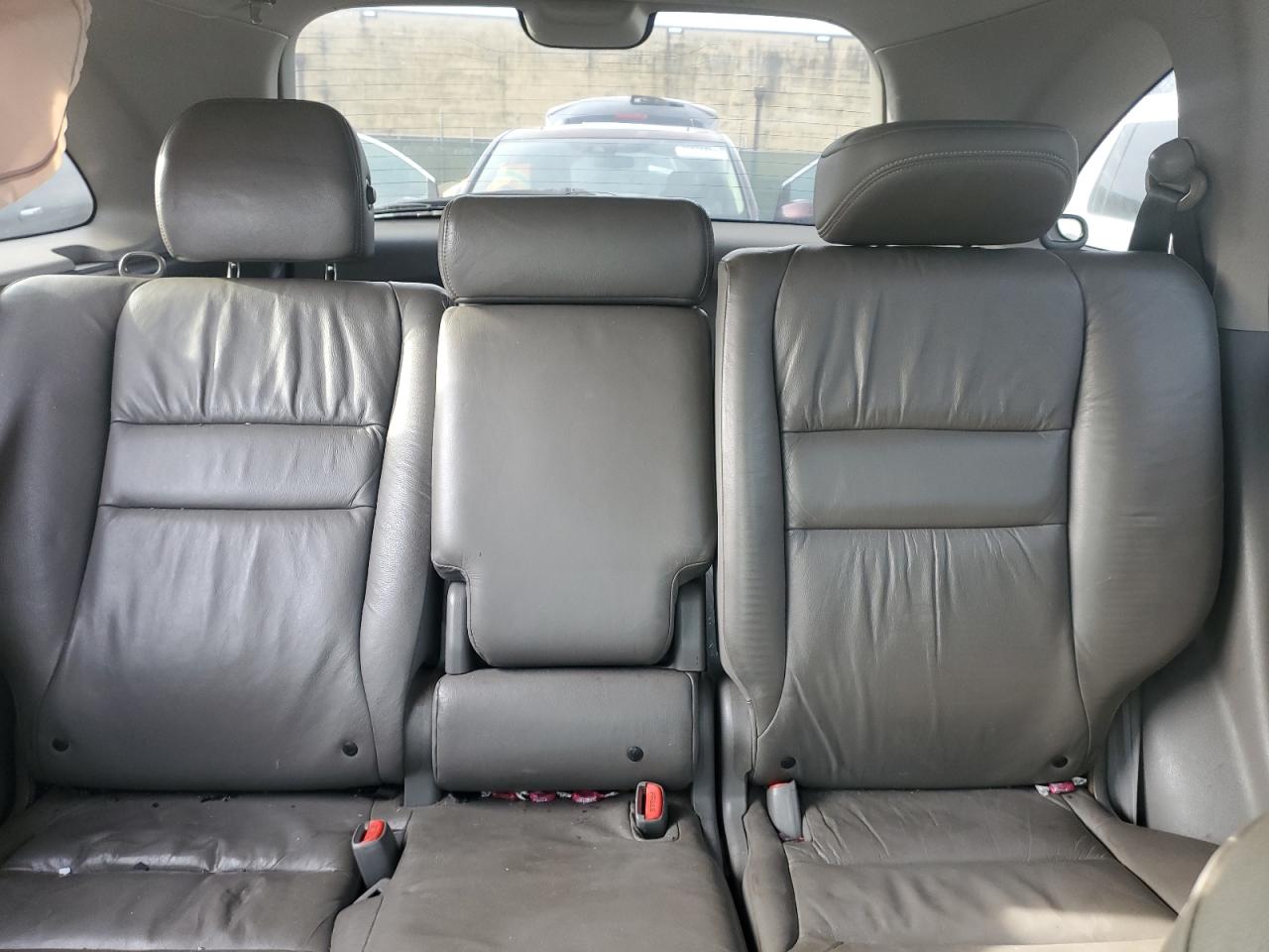 2011 Honda CR-V - Image 10