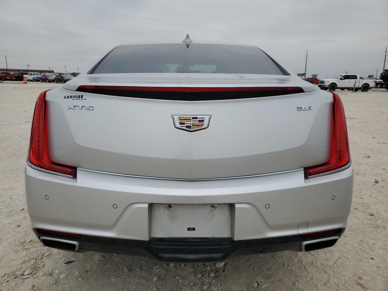 2019 Cadillac XTS - Image 6