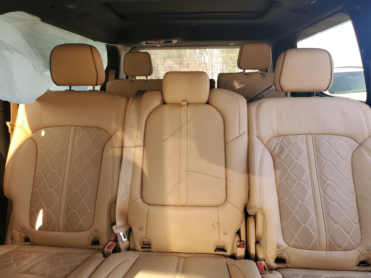 2022 Jeep Grand Wagoneer - Image 10