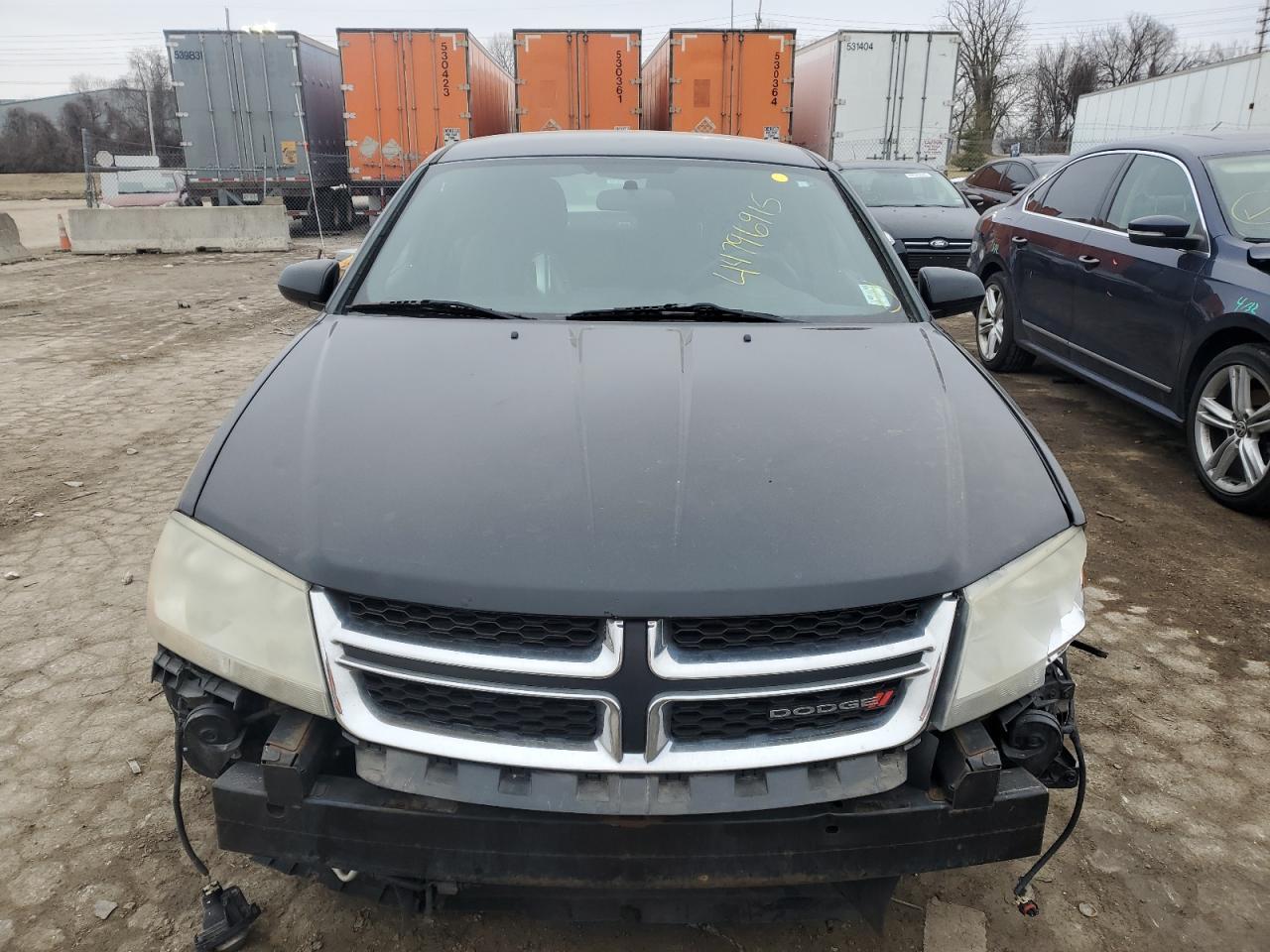 2013 Dodge Avenger - Image 5
